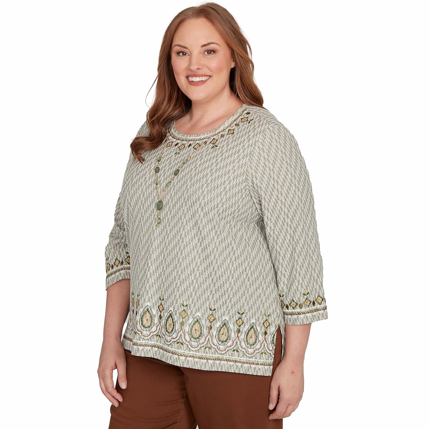 Textured Medallion Bordered Top with Necklace