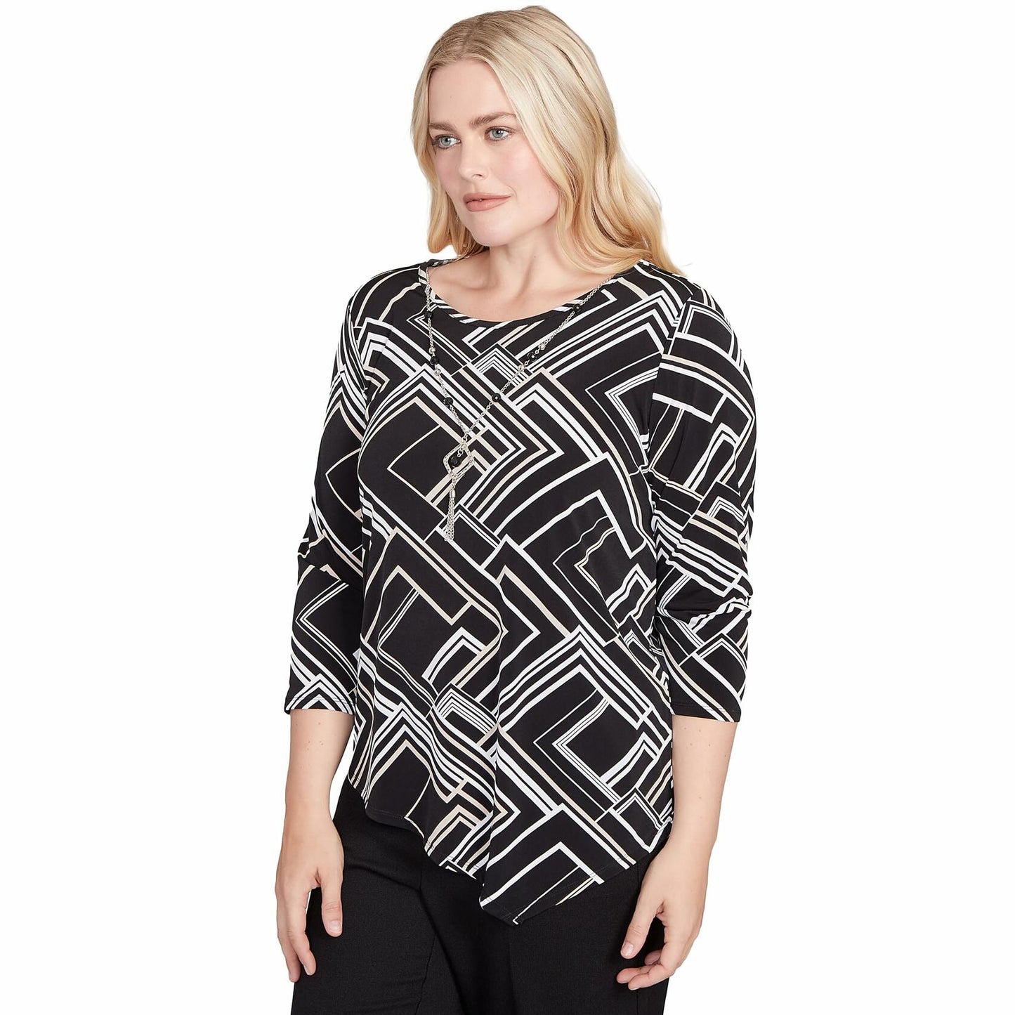 Geometric Textured Top with Necklace