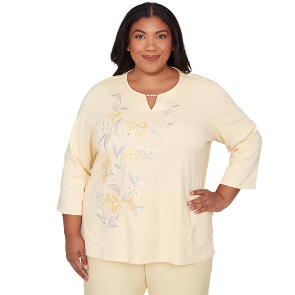 Alfred Dunner Al Fresco Asymmetric Embroidery Cotton/Polyester Top (US, Alpha, 3X, Plus, Regular, Plus Size, dafodil)