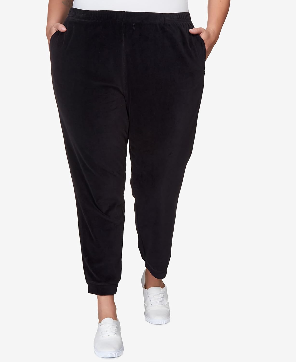 Alfred Dunner Women's Plus-Size Casual Stretch Waist Velour Jogger Size 1X Black