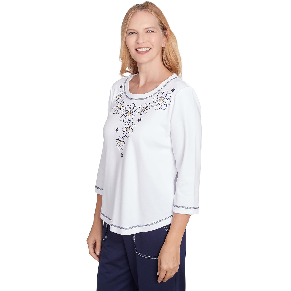 Alfred Dunner Block Island Floral Embroidered Yoke Cotton/Polyester Top (US, Alpha, X-Large, Regular, Petite, Petite, White)