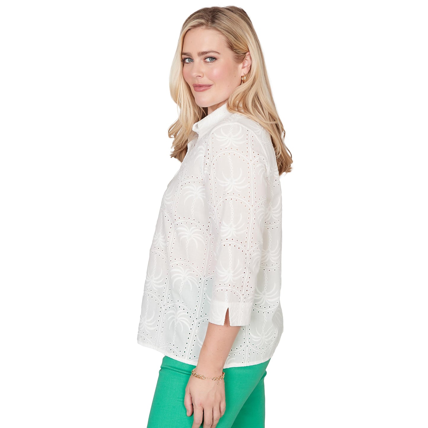 Alfred Dunner Women's Eyelet Palm Tree Button Front Top