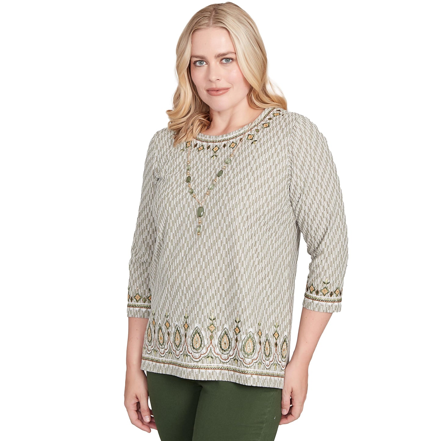 Textured Medallion Bordered Top with Necklace