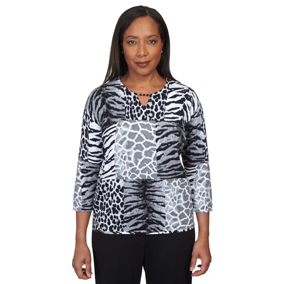 Alfred Dunner Classics Animal Patch Print Cotton Sweater (US, Alpha, Medium, Regular, Petite, Petite, Grey)
