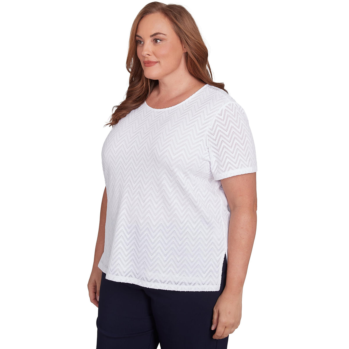 Alfred Dunner Women's Textured Chevron Lace Back Tee Size XL White