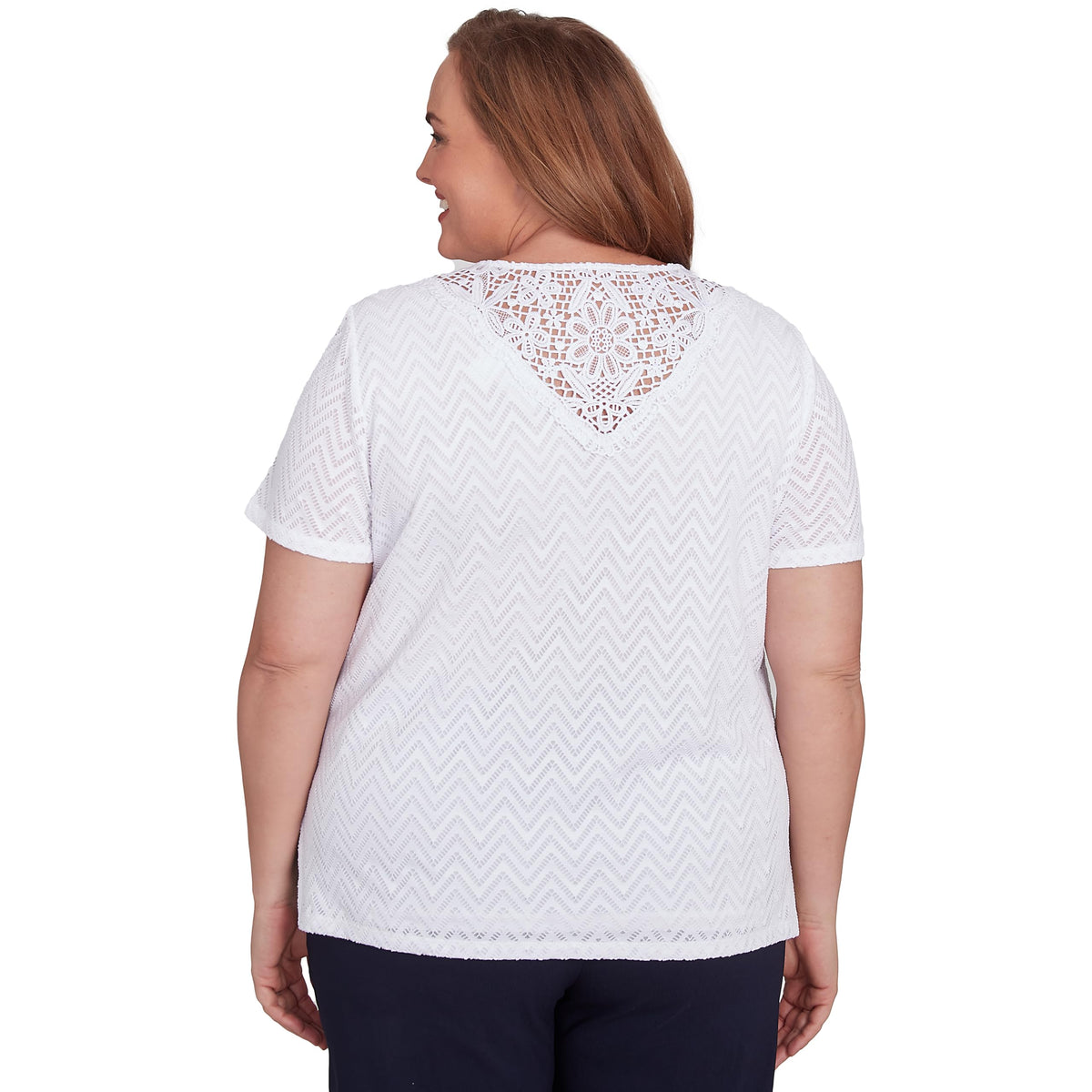 Alfred Dunner Women's Textured Chevron Lace Back Tee Size L White
