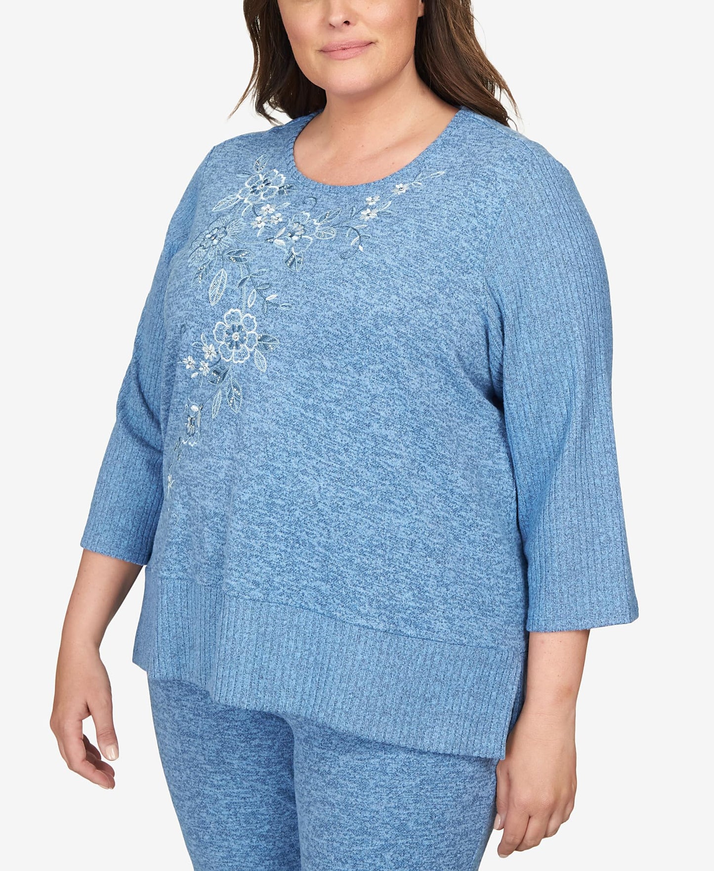 Alfred Dunner Comfort Zone Floral Embroidered with Slit Hem and Ribbed Sleeve (US, Alpha, 3X, Plus, Regular, Plus Size, Wedgewood)