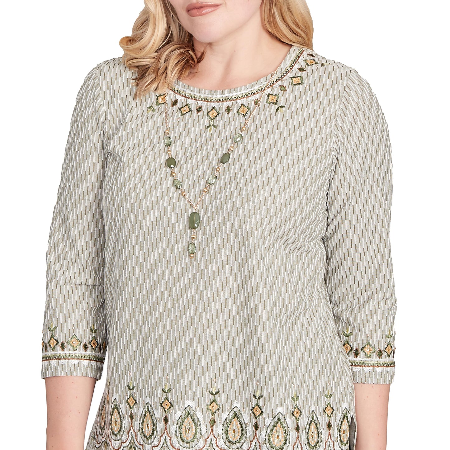 Textured Medallion Bordered Top with Necklace