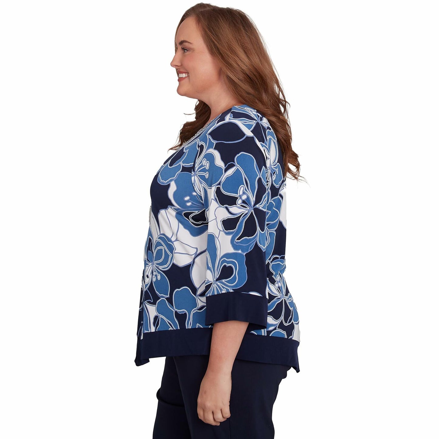 Floral Geometric Crewneck Top with Necklace