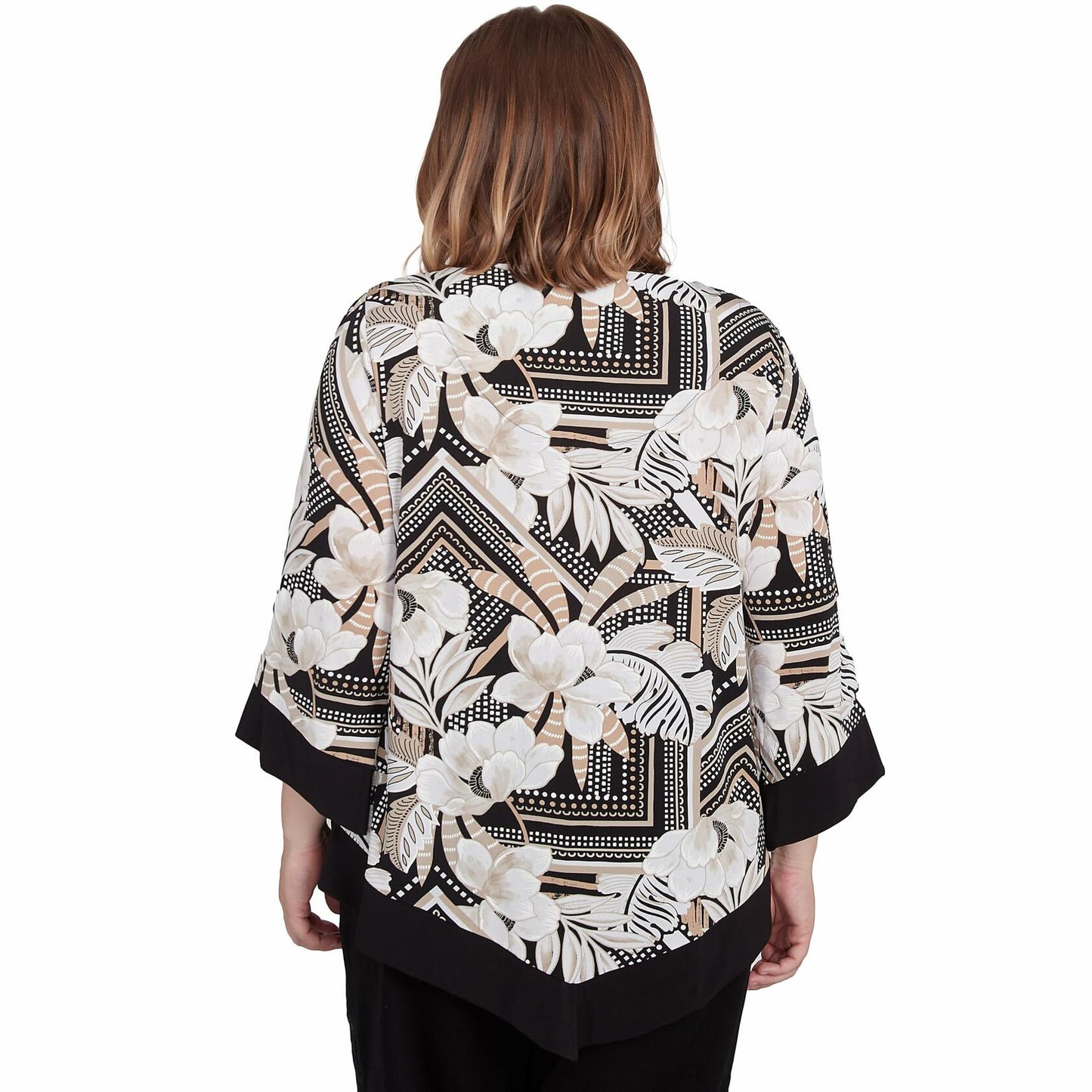 Floral Geometric Crewneck Top with Necklace