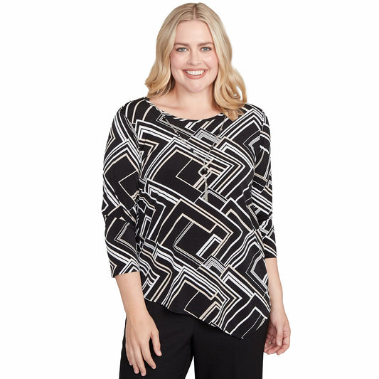 Geometric Textured Top with Necklace